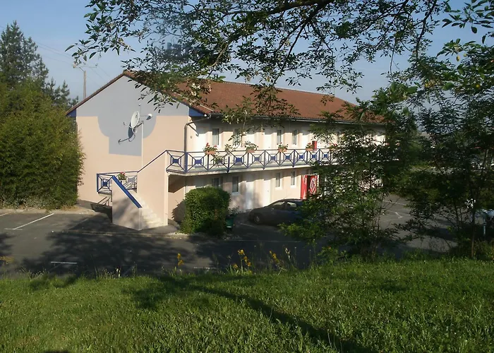 Riv\'Hotel